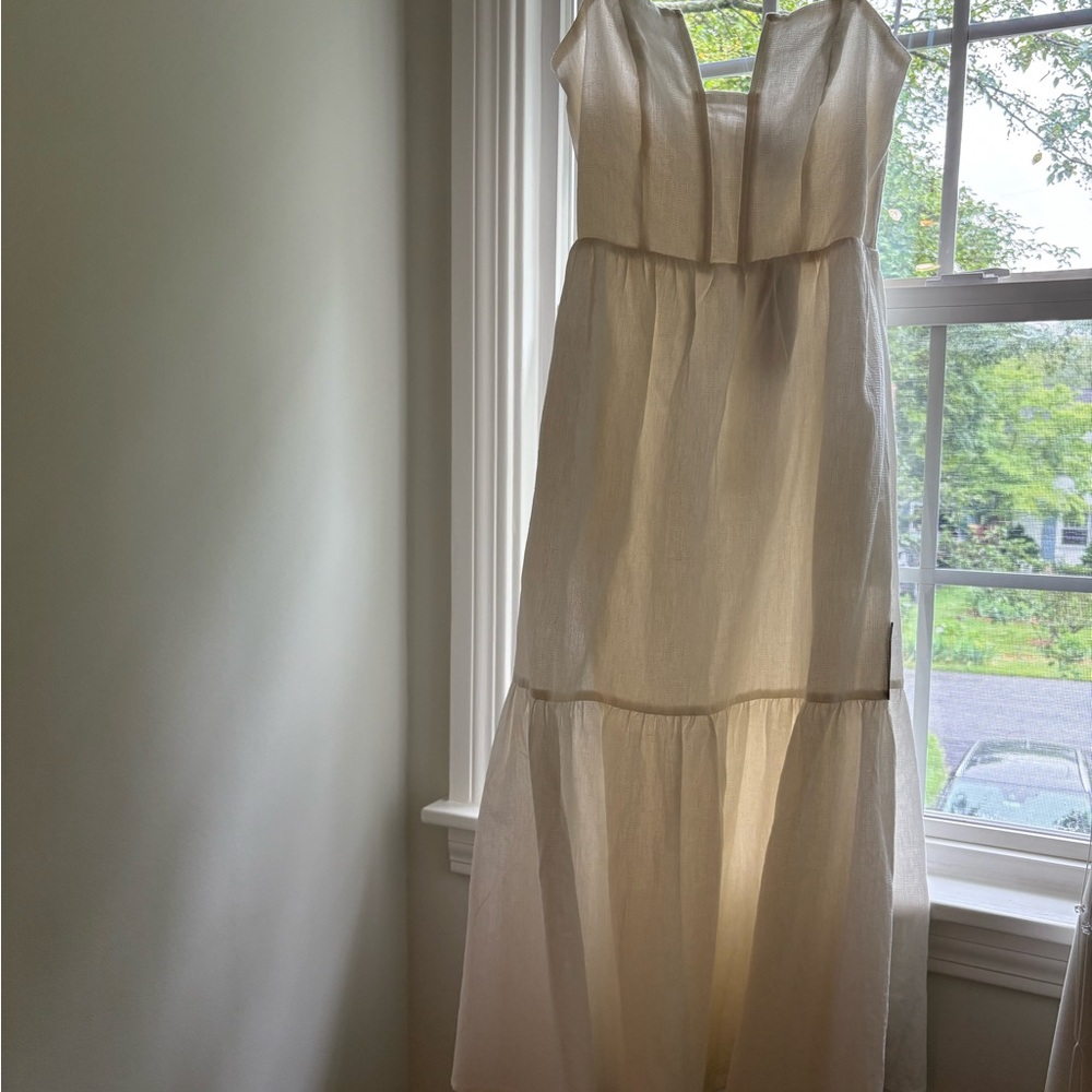 Lulu’s White Midi- Dress Size M - Picture 3 of 5